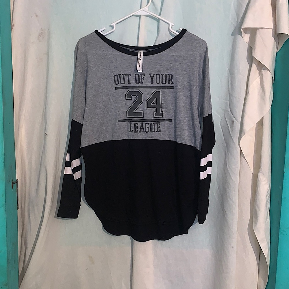 out of your 24 league bobbie brooks long sleeve.